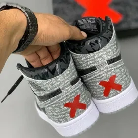کفش کتانی ساق‌دار نایکی ایر جردن ۱ مدل Nike Air Jordan 1 Retro High - طرح‌دار مشکی طوسی | مستر کوالیتی