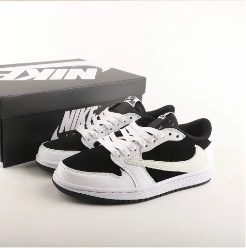کفش کتانی اسپرت نایکی ایر جردن ۱ لو تراویس اسکات مدل Air Jordan 1 Low OG x Travis Scott - رنگ سفید مشکی کرم | مستر کوالیتی
