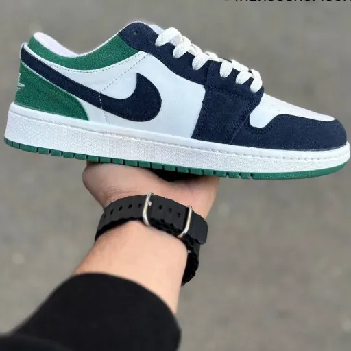 کفش کتانی اسپرت نایکی ایر جردن ۱ لو مدل Nike Air Jordan 1 Low - رنگ مشکی سبز سفید | مستر کوالیتی