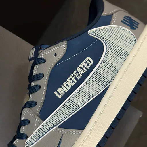 کفش کتانی اسپرت نایکی ایر جردن ۱ لو مدل Nike Air Jordan 1 Low x Undefeated / Travis Scott Style - رنگ آبی طوسی | مستر کوالیتی