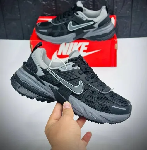 کفش دویدن و اسپرت نایکی مدل Nike V2K Run - رنگ مشکی طوسی | مستر کوالیتی
