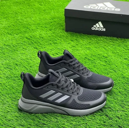 کفش ورزشی و رانینگ آدیداس مدل Adidas Go Star - مشکی با زیره و سه خط طوسی | مستر کوالیتی