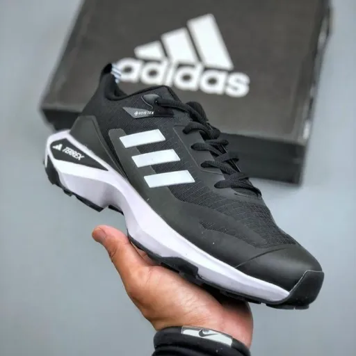 کفش طبیعت‌گردی و پیاده‌روی آدیداس مدل Adidas Terrex Gore-Tex - رنگ مشکی زیره سفید | مستر کوالیتی