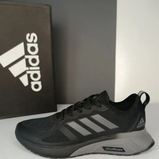 کفش ورزشی و رانینگ آدیداس مدل Adidas Cloudfoam - مشکی با زیره طوسی‌مشکی | مستر کوالیتی