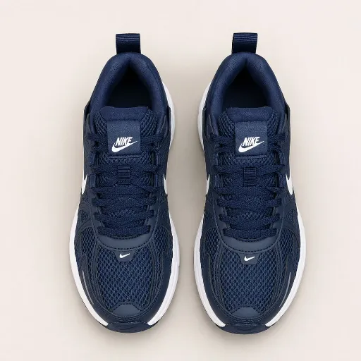 کفش ورزشی و رانینگ نایکی مدل Nike V2K Run - سرمه‌ای با زیره ضخیم سفید | مستر کوالیتی