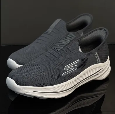کفش پیاده‌روی و راحتی اسکیچرز مدل Skechers Go Walk / Slip-ins - رویه جورابی مشکی با زیره لژدار سفید | مستر کوالیتی