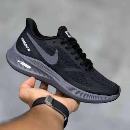 کتونی نایکی ایر زوم گاید سایز بزرگ (Nike Air Zoom Structure / Guide) - رویه پارچه‌ای مشکی با زیره لژدار طبی و سووش طوسی زغالی | مستر کوالیتی