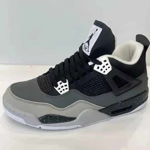 کتونی زنانه نایکی ایر جردن ۴ (Nike Air Jordan 4 Grey Black Women) - رویه جیر و چرم چندلایه مشکی، طوسی با زیره کپسول‌دار | مستر کوالیتی
