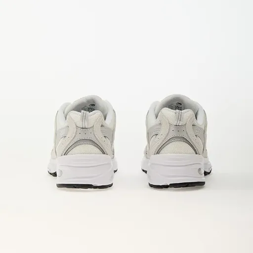 کتونی نیوبالانس ۵۳۰ کرمی (New Balance 530 Cream Light Tan / Silver) - رویه اسپیسر تنفس‌پذیر کرم با پنل‌های طوسی‌کرمو زیره طبی ABZORB | مستر کوالیتی