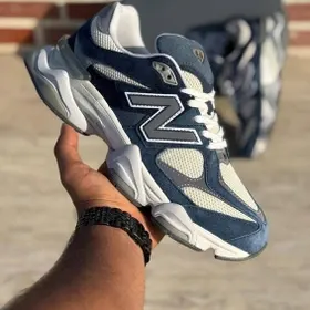 کتونی نیوبالانس ۹۰۶۰ سرمه‌ای سفید (New Balance 9060 Natural Indigo / Navy White) - رویه جیر و مش تنفس‌پذیر سرمه‌ای و کرم و زیره حجیم طبی ABZORB | مستر کوالیتی