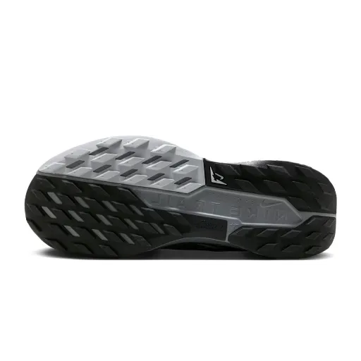 کتونی نایک پگاسوس تریل گورتکس مشکی زیره طوسی (Nike Pegasus Trail GORE-TEX Black / Grey Outsole) - رویه پارچه فنی ضدآب گورتکس مشکی | مستر کوالیتی