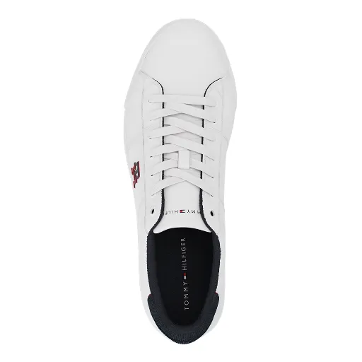 کتونی تامی هیلفیگر کژوال (Tommy Hilfiger White Navy Embroided) - رویه چرم سفید با پشت پاشنه سرمه‌ای و لوگوی گلدوزی | مستر کوالیتی