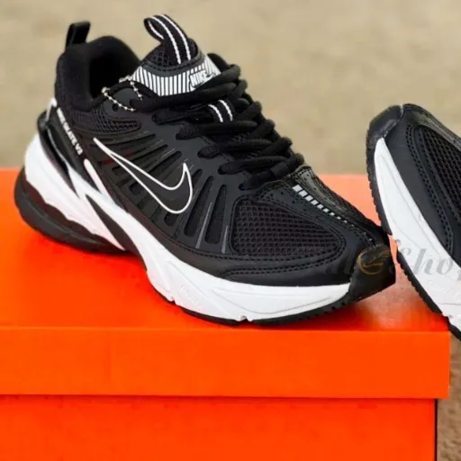 کتونی نایکی اسکی ۲ (Nike Initiator / Skate V2 Black White) - رویه ترکیبی مش و چرم مشکی زیره سفید | مستر کوالیتی