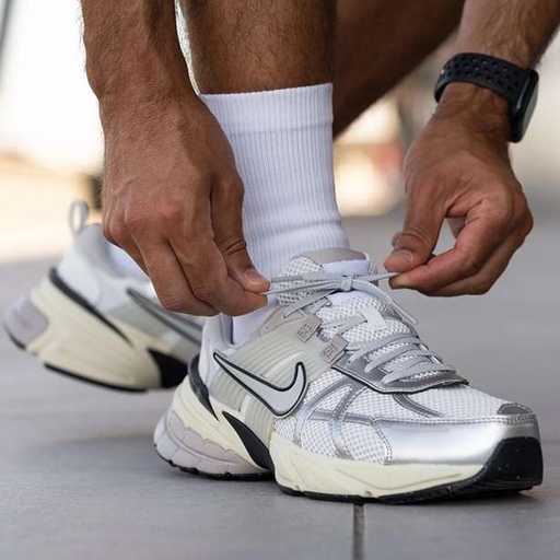 کفش نایکی V2K RUN سفید