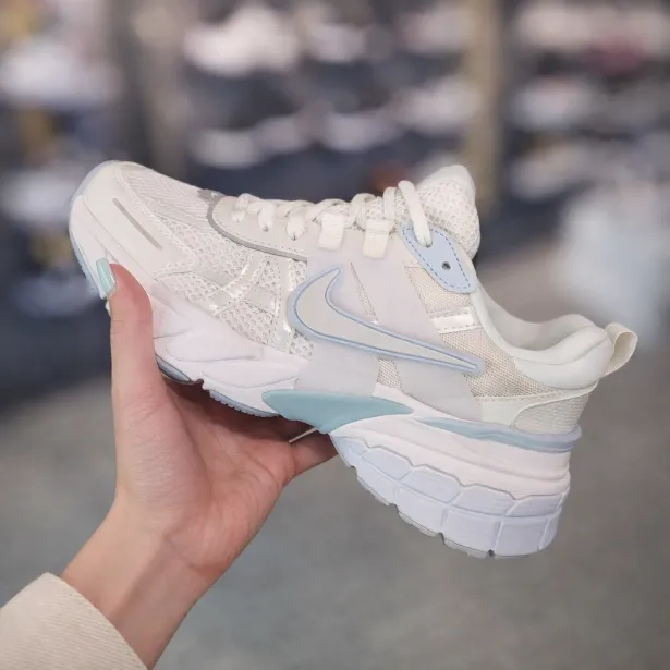 کفش نایکی TC 7900 سفید آبی یخی زنانه مستر کوالیت | Nike TC 7900