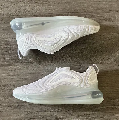 کفش اسپرت نایکی مدل Nike Air Max 720 - رنگ سفید | مستر کوالیتی