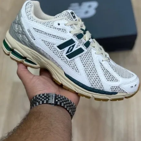 کفش دویدن و اسپرت نیوبالانس مدل New Balance 1906R - رنگ سفید سبز | مستر کوالیتی