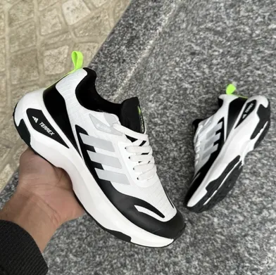 کفش طبیعت‌گردی و پیاده‌روی آدیداس مدل Adidas Terrex - رنگ سفید مشکی با جزئیات نئونی | مستر کوالیتی