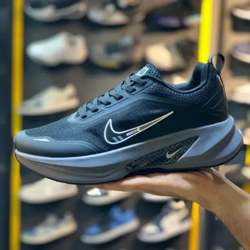 کتونی نایکی پگاسوس ۲.۰ (Nike Pegasus 2.0) - رویه اسپیسر تنفس‌پذیر تمام مشکی با زیره لژدار مشکی و سووش گرافیتی | مستر کوالیتی