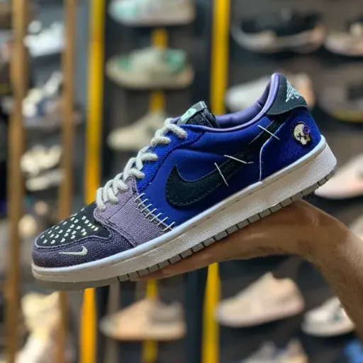 کفش Nike jordan آبی