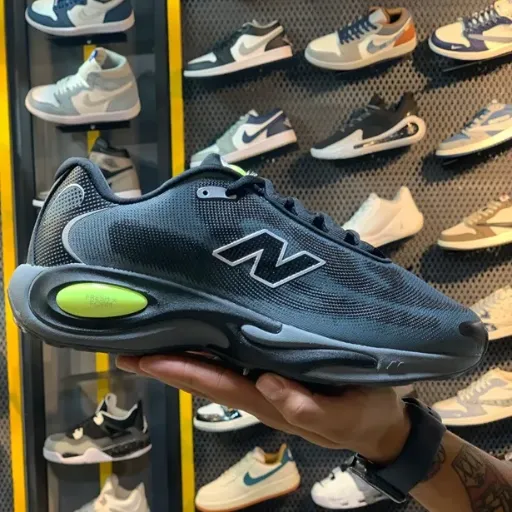 کتونی نیو بالانس M1000 (New Balance M1000 Grey Lime) - رویه چرم و مش طوسی با هایلایت فسفری | مستر کوالیتی